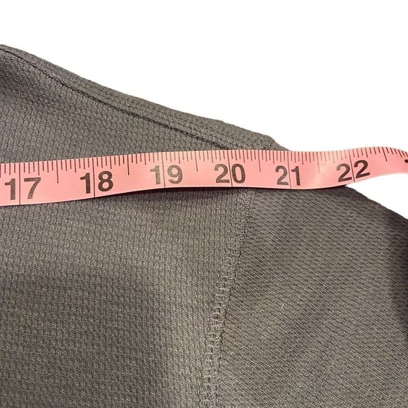 Magellan Outdoors Classic Fit Moisture Wicking Long Sleeve Shirt Size XL - Picture 8 of 9